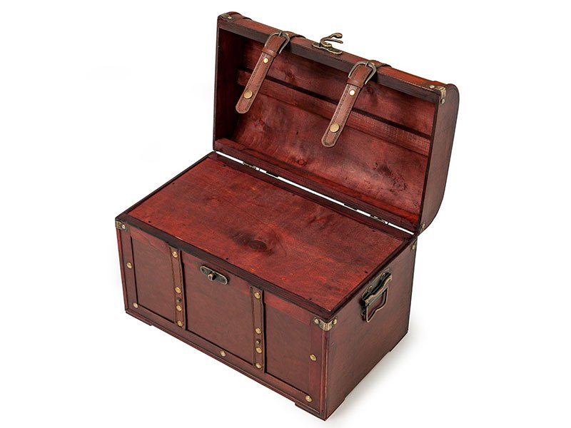 PETRIBUTES_CASKET_CHESTER_3 Chester equine urn. Horse and pony ashes and memento urn. A perfect discreet urn for horse or pony ashes and to hold precious keepsakes.
