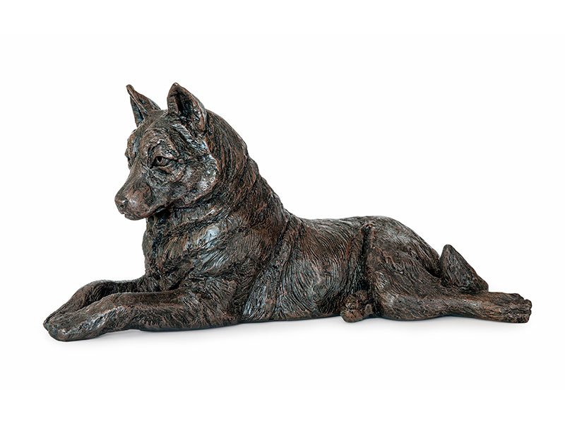PETRIBUTES_CAST_DOG_HUSKY_01 Husky dog figurine ashes urn for cremated pet ashes. A beautiful statuette to remind you of your beloved Husky, Malamute or spitz breeds.