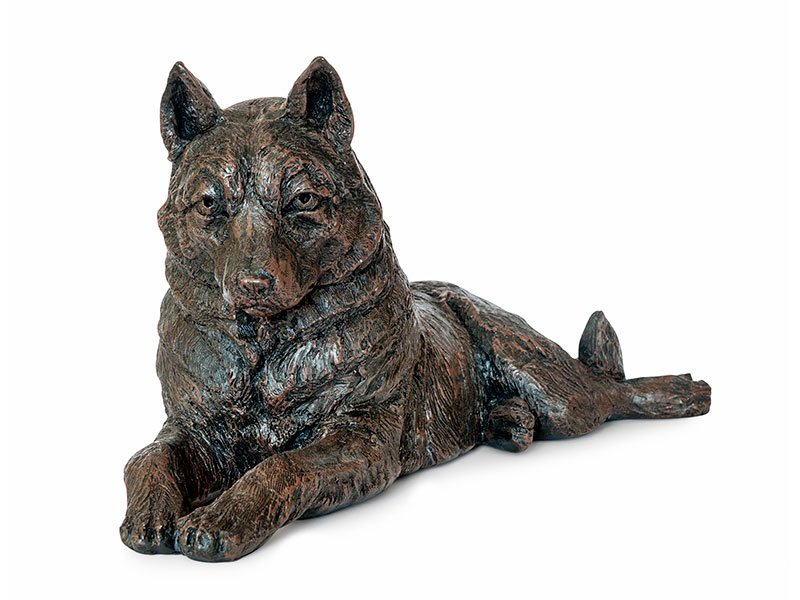 PETRIBUTES_CAST_DOG_HUSKY_02 Husky dog figurine ashes urn for cremated pet ashes. A beautiful statuette to remind you of your beloved Husky, Malamute or spitz breeds.